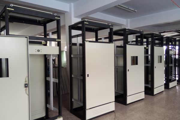 南溪配电柜-3683厂家配电柜检修需要注意的